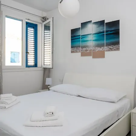 Apartament Savoia's *